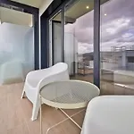 Costa De & By Gaiarooms Apartmán