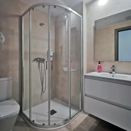 Apartamento Playa De Suites&spa By Gaiarooms Foz